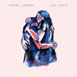 LUCY DACUS / 各所で高い評価を受ける大注目のSSW、ルーシー・ダッカス。最新シングル「Kissing Lessons」をミュージック・ビデオと共に公開!